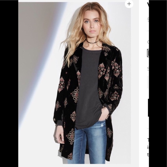 Fifteen Twenty Jackets & Blazers - 💫Fifteen Twenty Embroidered Velvet Jacket